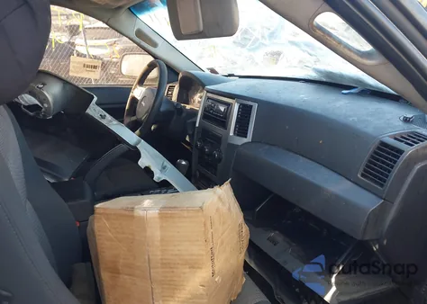 2008 Jeep Grand Cherokee Laredo из США, поврежденный, VIN 1J8GR48K68C198877